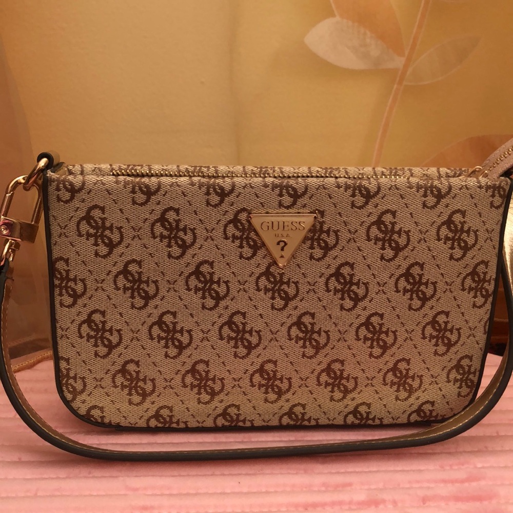 Brand New!  Guess bag!